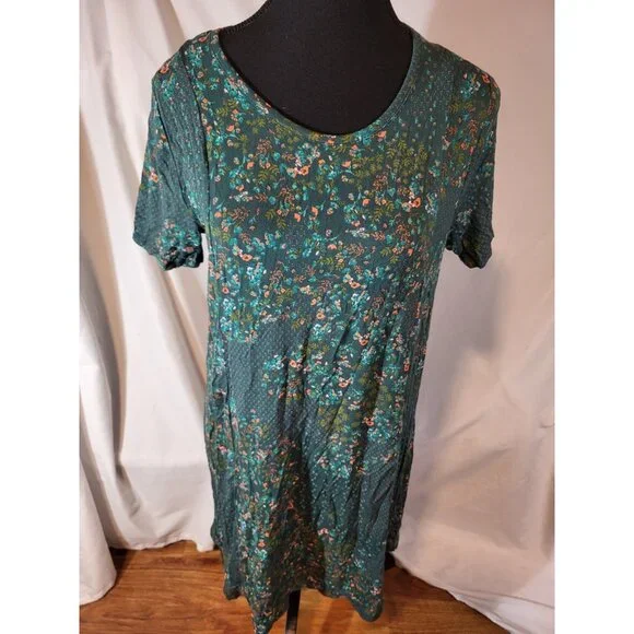 green dress pink lipstick Pink Green Cactus Camo Slip Dress Large